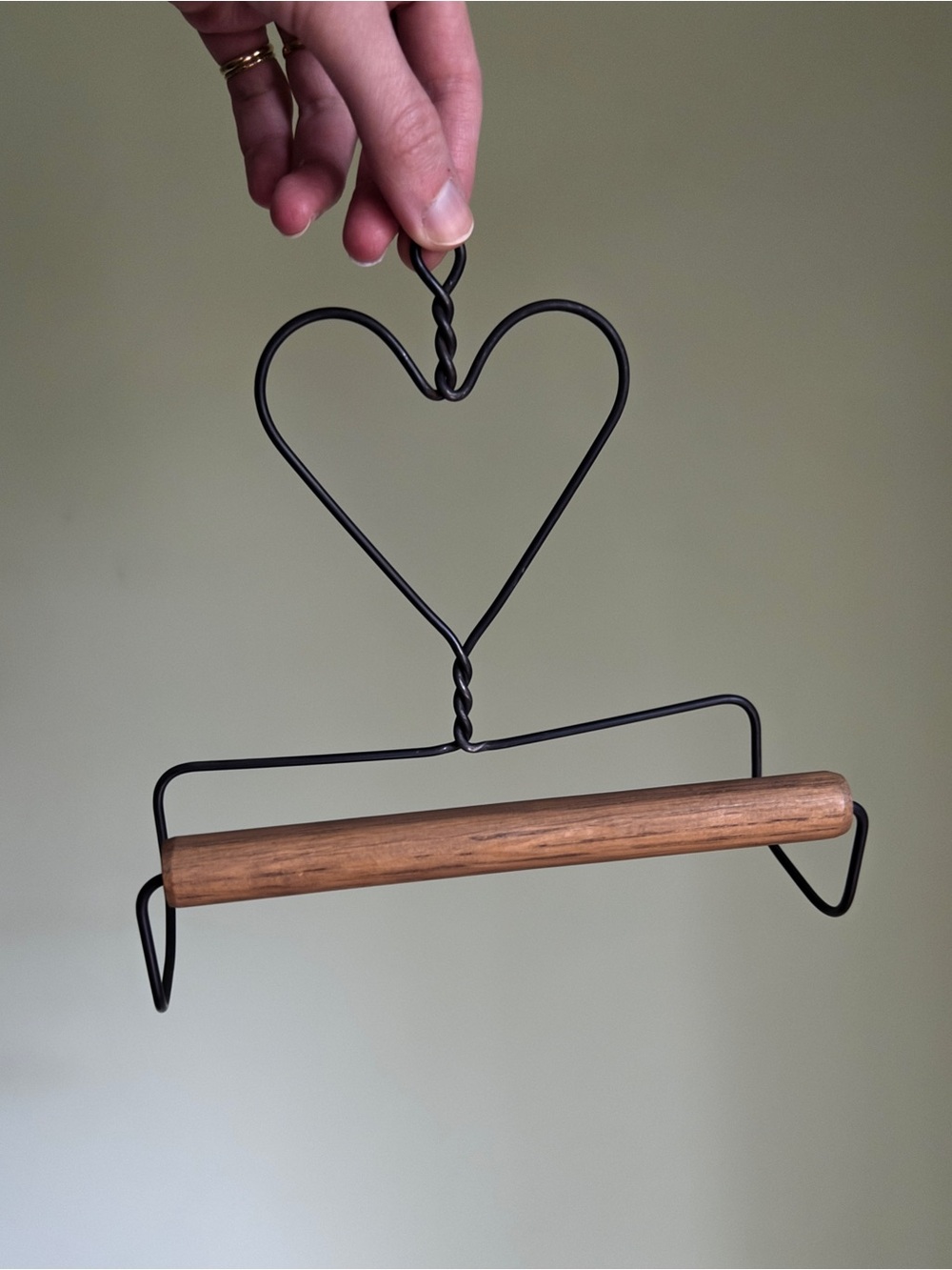 Vintage Wire Towel Hanger, Small Heart Shaped Towel Hanger